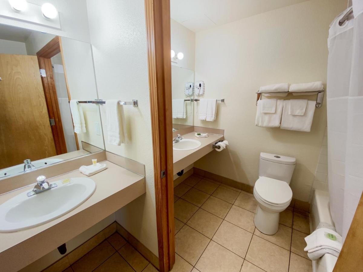 Sisters Inn & Suites Zewnętrze zdjęcie